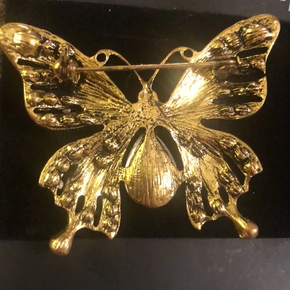 Vintage Butterfly Brooch - Picture 2 of 2